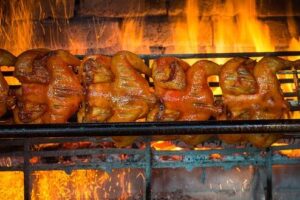 Fiitos – Pollos a la leña