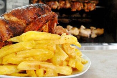 fogata pollos a la brasa