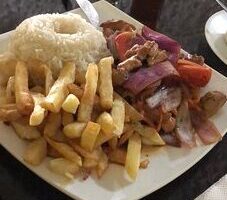 LA CASONA POLLOS A LA BRASA Y PARRILLADAS