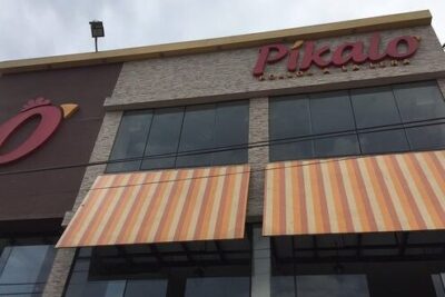 pikalos polleria restaurante