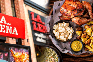 POLLOS Y PARRILLAS » LA LEÑA «