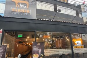 Restaurant Polleria Farm Chiken